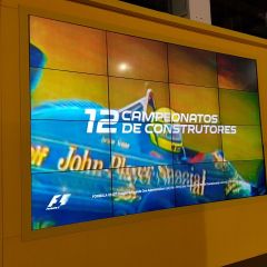 Videowall 4x4 Noite Renault